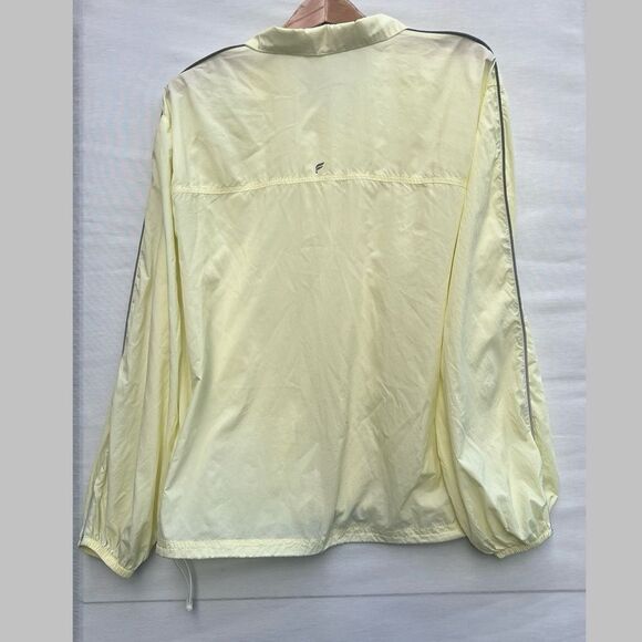 Fabletics Oversized Flyweight Windbreaker size Medium - Picture 5 of 7